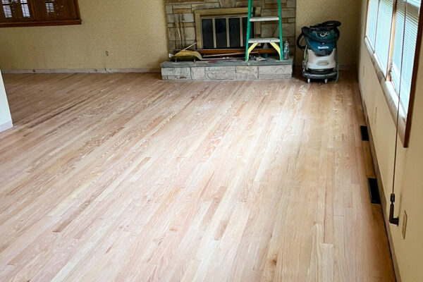 Hardwood-Floor-Refinishing
